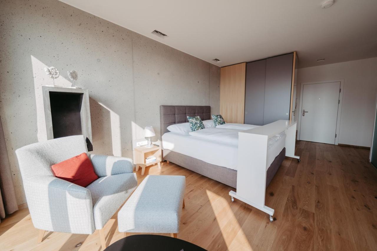 Hideaway An Der Weinstrasse - Pool & Sauna - Apartments Anderlage Spielfeld Exteriér fotografie