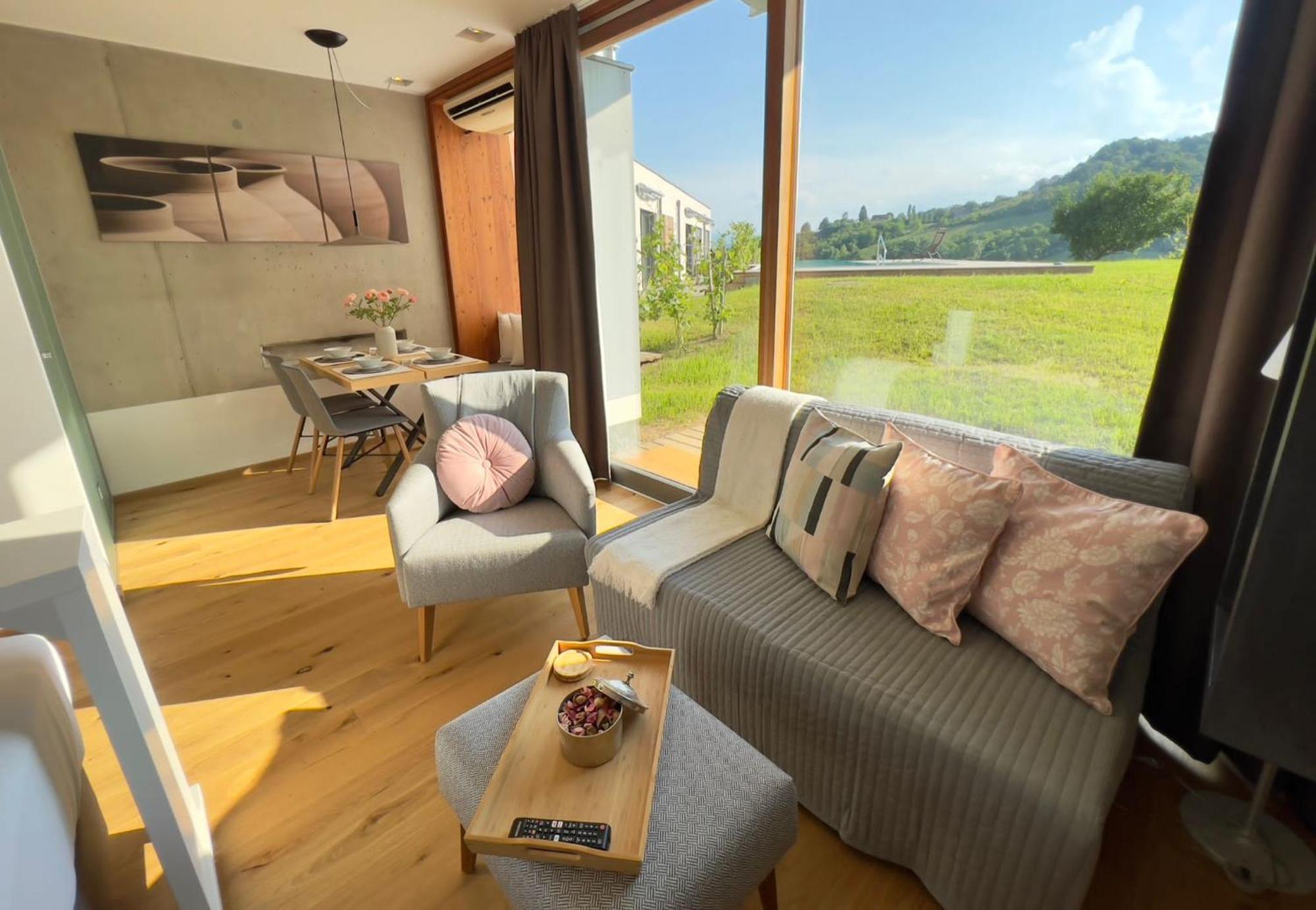 Hideaway An Der Weinstrasse - Pool & Sauna - Apartments Anderlage Spielfeld Exteriér fotografie
