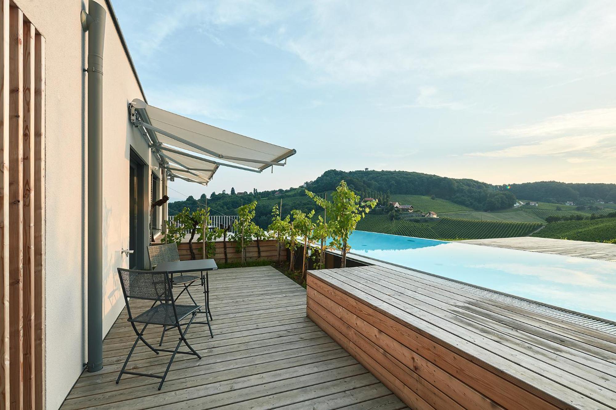Hideaway An Der Weinstrasse - Pool & Sauna - Apartments Anderlage Spielfeld Exteriér fotografie